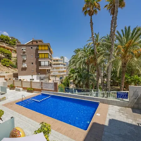 Playa De Poniente 公寓